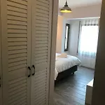 Hora Konukevi Πανσιόν
