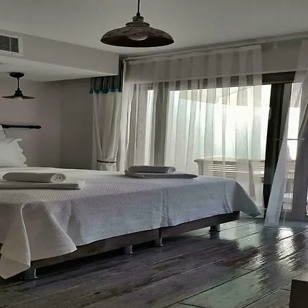 Hora Konukevi 3* تْشاناكالي