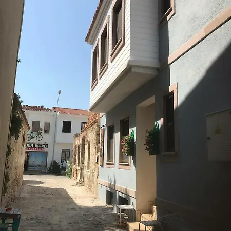 Hora Konukevi 3*